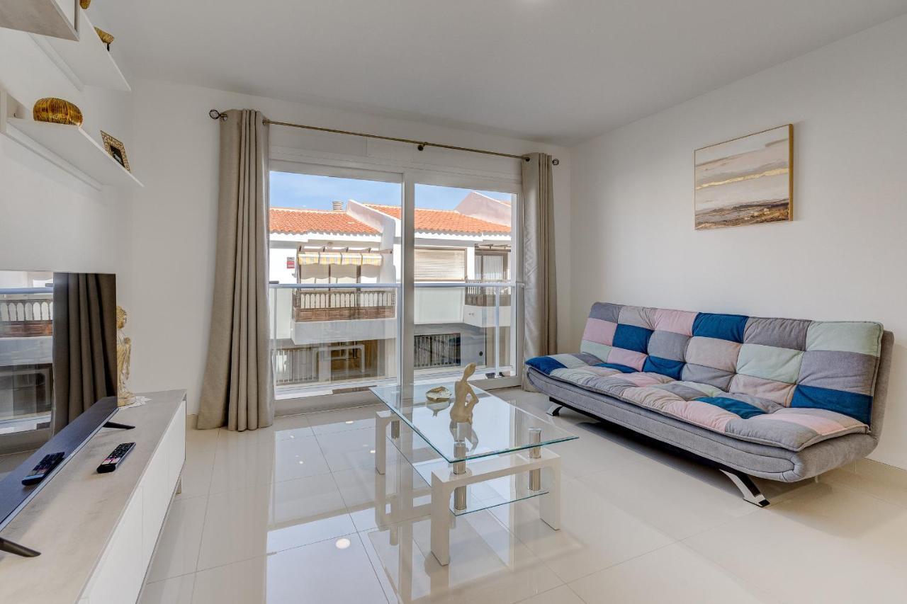 Coastal Escape Apartment Playa de San Juan  Exterior foto