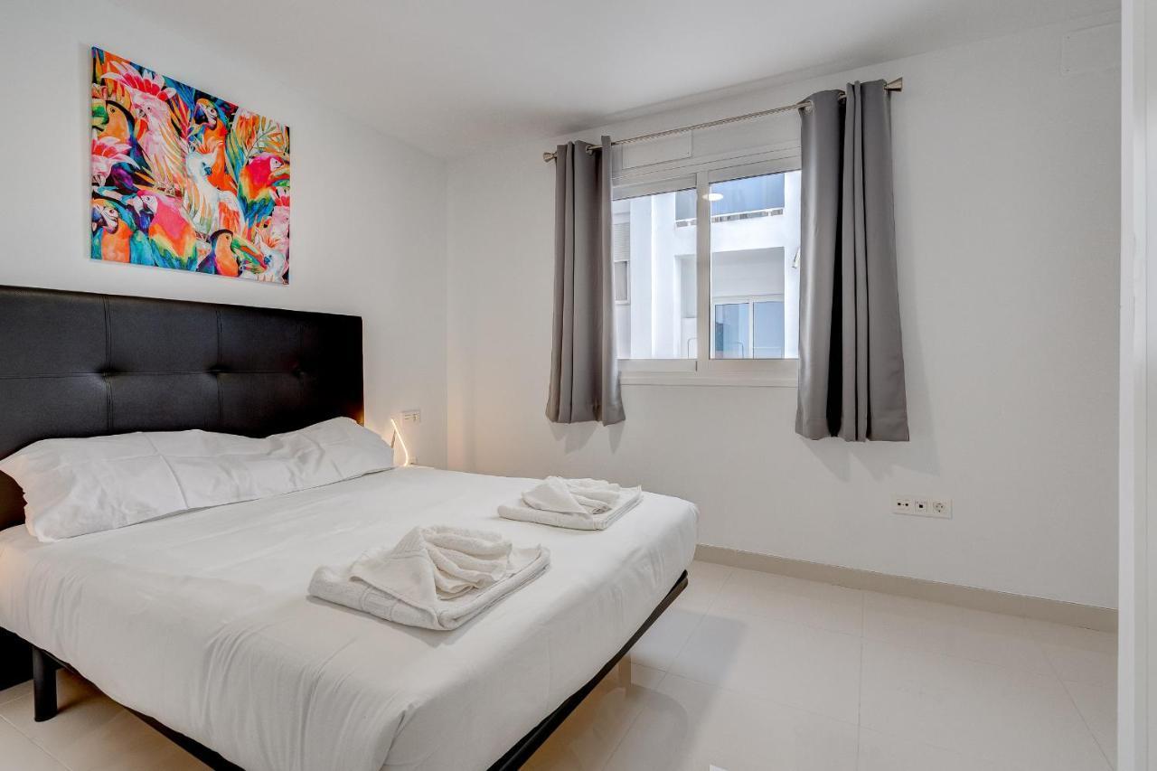 Coastal Escape Apartment Playa de San Juan  Exterior foto